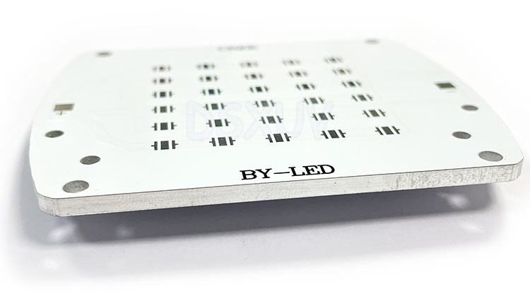 Substrat en aluminium pour LED UV SMD