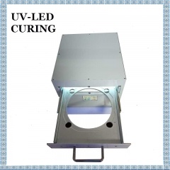 Équipement de durcissement UV à semi-conducteur