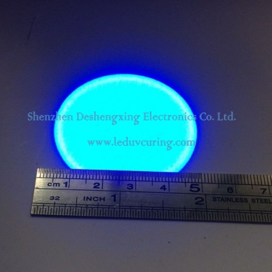 Lentille optique uniforme standard de LED pour l'équipement de traitement UV de source lumineuse de tache UV
