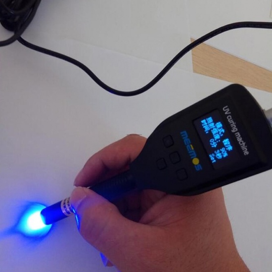 Machine de durcissement adhésif à LED UV LED