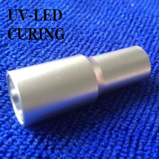 Lentille optique uniforme standard de LED pour l'équipement de traitement UV de source lumineuse de tache UV